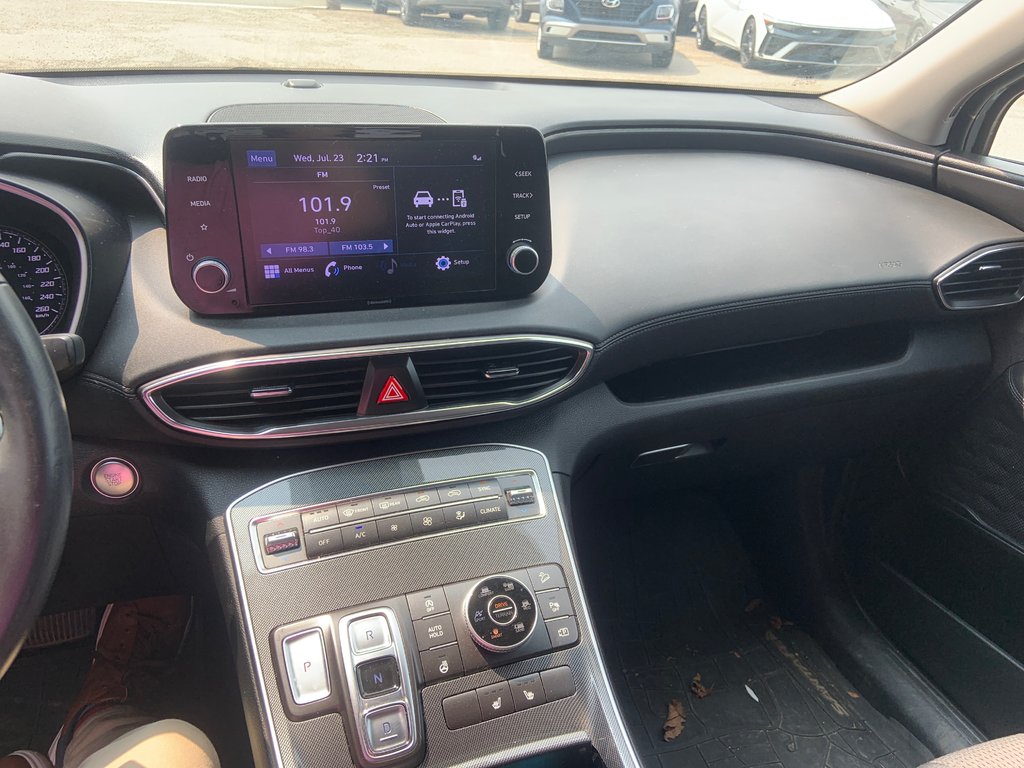 2022 Hyundai Santa Fe Preferred in Sydney, Nova Scotia - 9 - w1024h768px