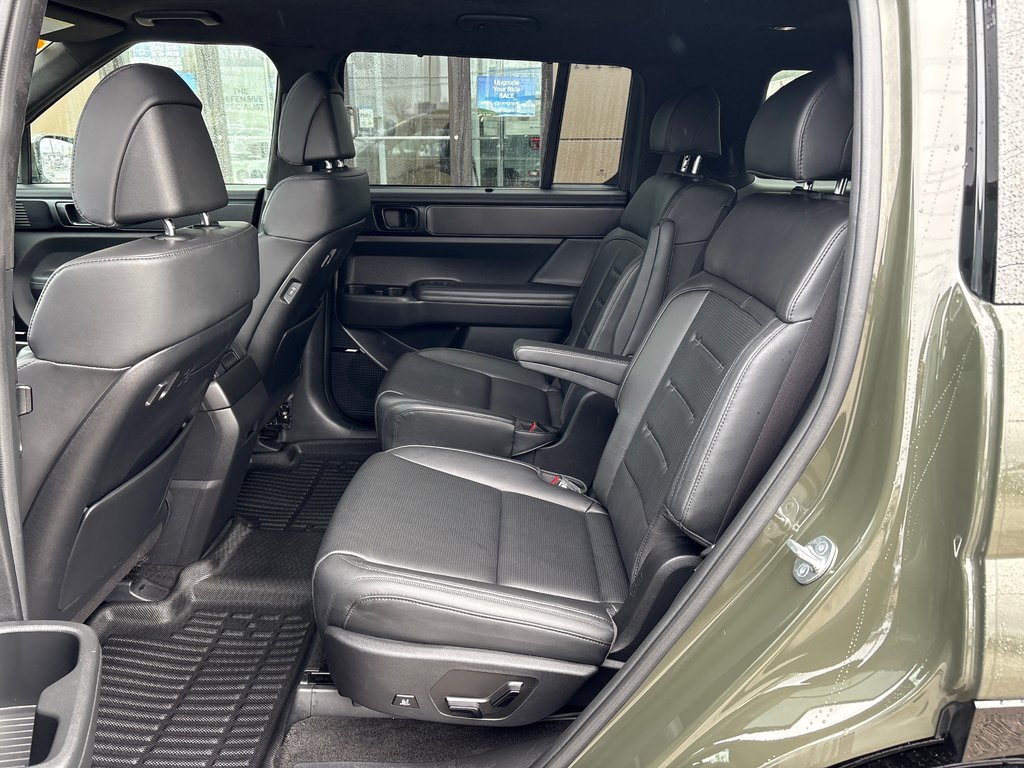 2024 Hyundai Santa Fe Ultimate Calligraphy in Sydney, Nova Scotia - 10 - w1024h768px