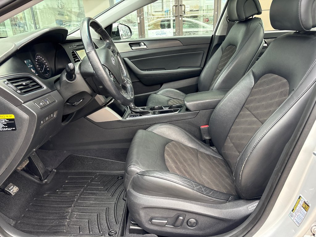 2016 Hyundai Sonata 2.4L Sport Tech in Sydney, Nova Scotia - 8 - w1024h768px