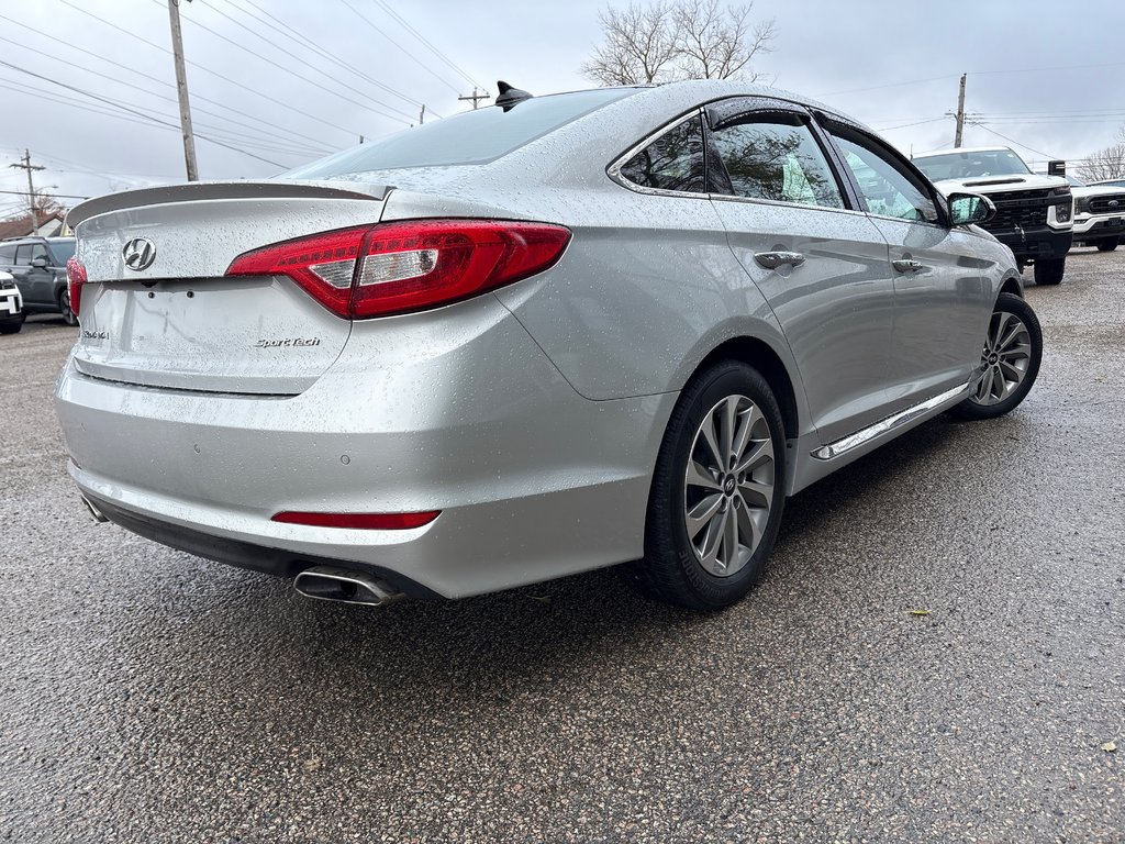 2016 Hyundai Sonata 2.4L Sport Tech in Sydney, Nova Scotia - 2 - w1024h768px