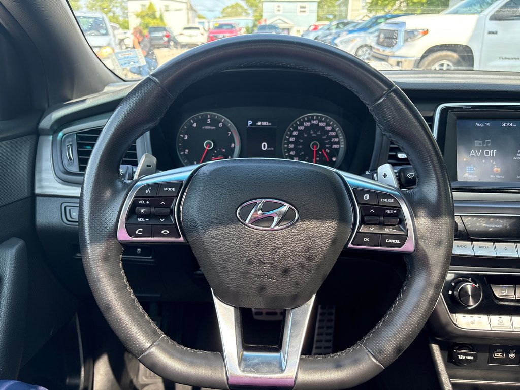 2018 Hyundai Sonata Sport in Sydney, Nova Scotia - 10 - w1024h768px