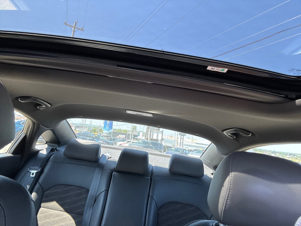 2018 Hyundai Sonata Sport in Sydney, Nova Scotia - 8 - w1024h768px