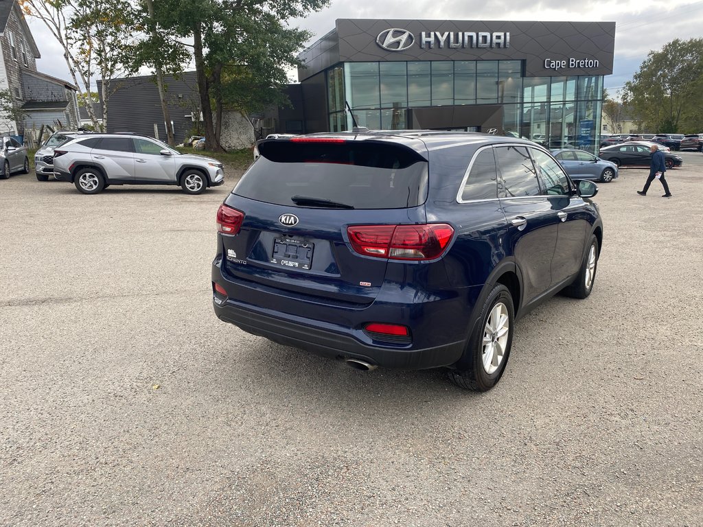 2019 Kia Sorento LX in Sydney, Nova Scotia - 3 - w1024h768px