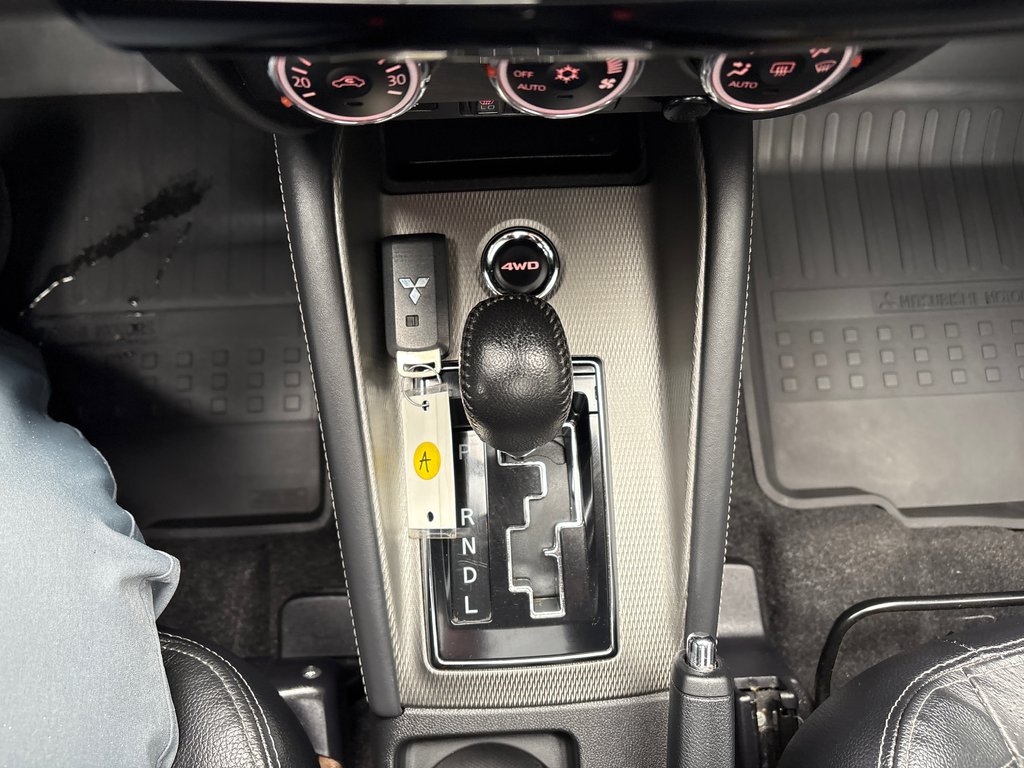 2018 Mitsubishi RVR in Sydney, Nova Scotia - 14 - w1024h768px