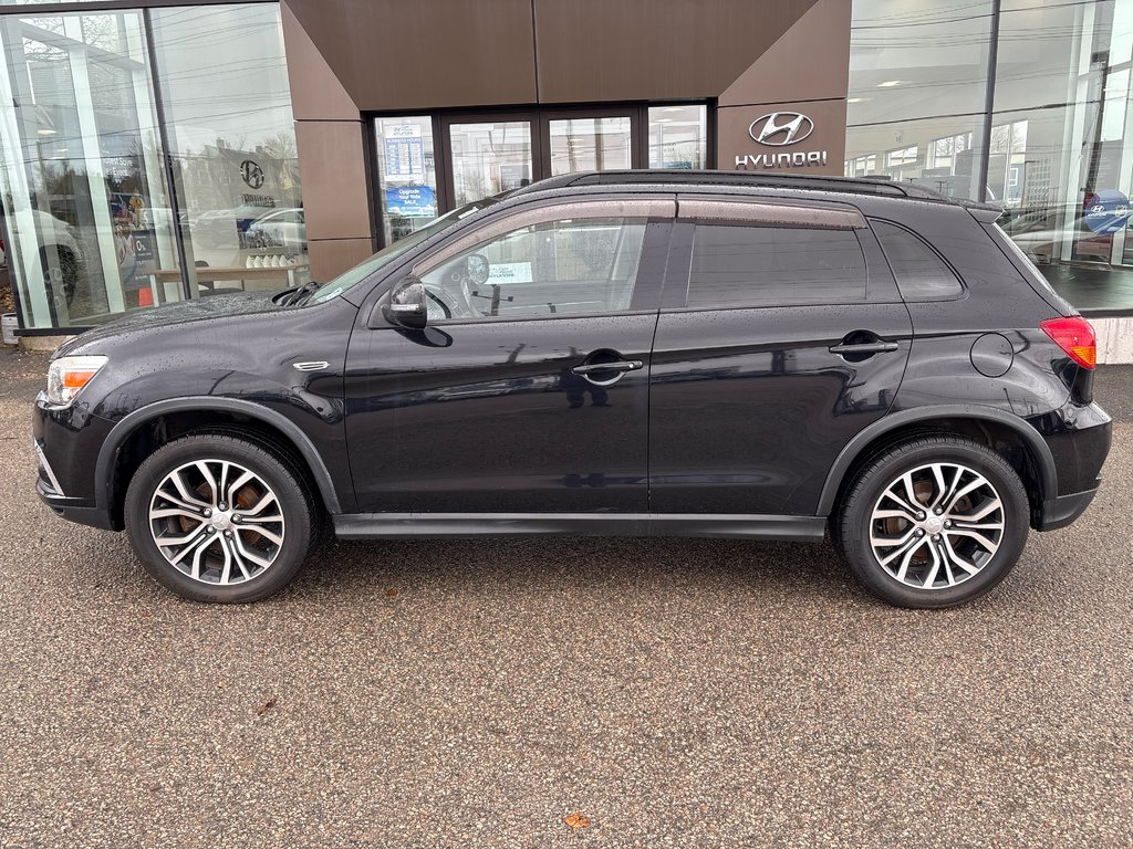 2018 Mitsubishi RVR in Sydney, Nova Scotia - 3 - w1024h768px