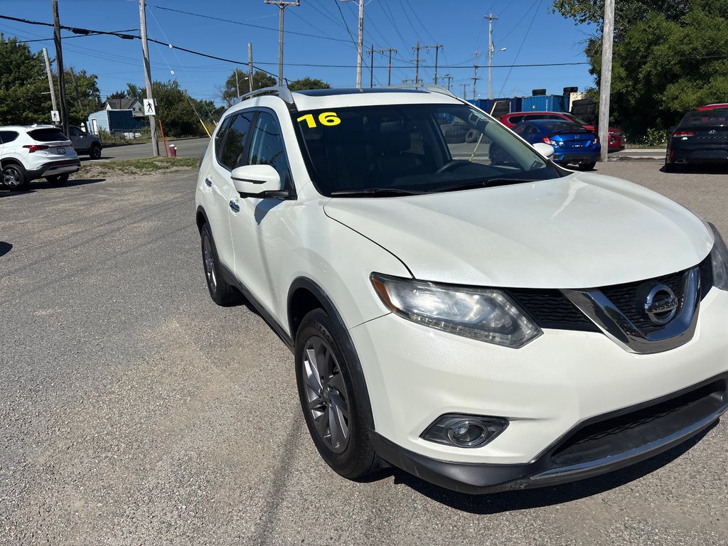 2016 Nissan Rogue in Sydney, Nova Scotia - 2 - w1024h768px