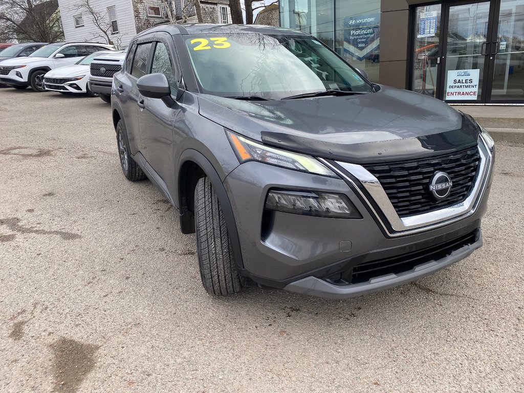 2023 Nissan Rogue S in Sydney, Nova Scotia - 2 - w1024h768px