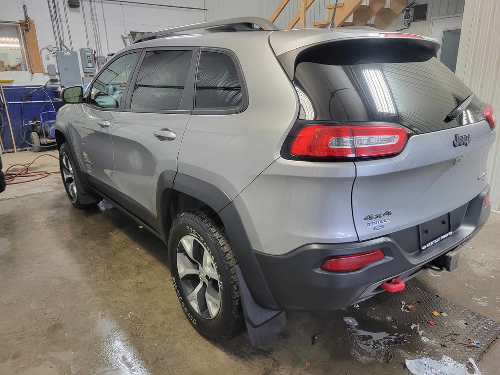 2017  Cherokee Trailhawk in Bécancour (Gentilly Sector), Quebec - 7 - w1024h768px