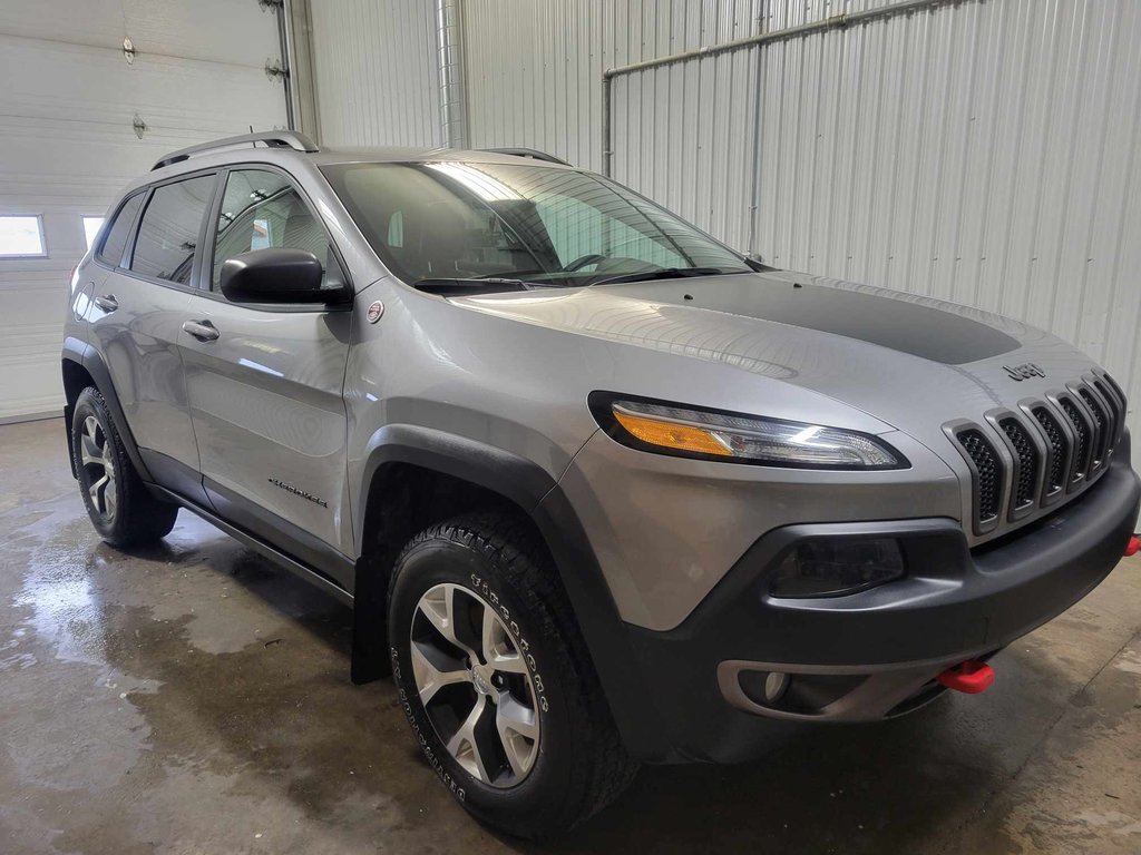 2017  Cherokee Trailhawk in Bécancour (Gentilly Sector), Quebec - 1 - w1024h768px