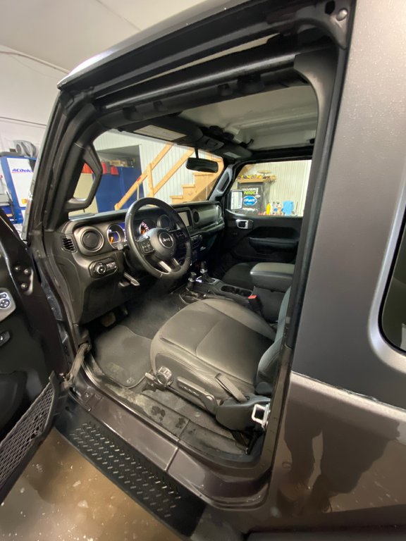 2021  Wrangler Sport S in Bécancour (Gentilly Sector), Quebec - 8 - w1024h768px