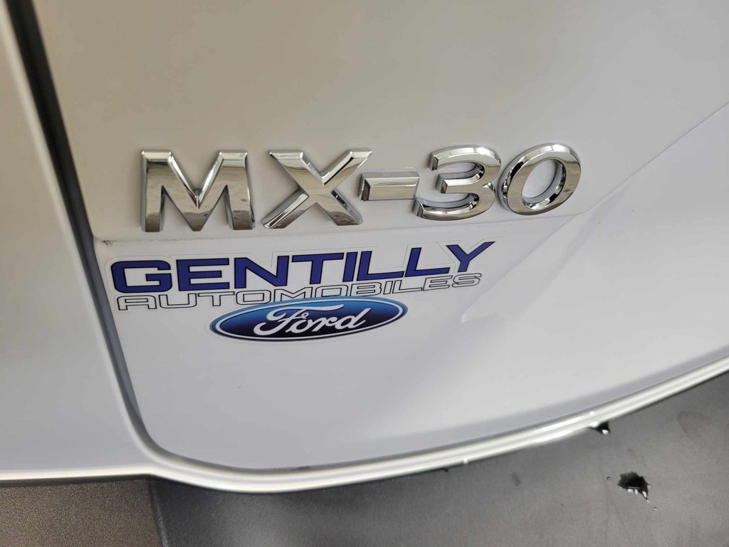2023  MX-30 EV GT in Bécancour (Gentilly Sector), Quebec - 9 - w1024h768px