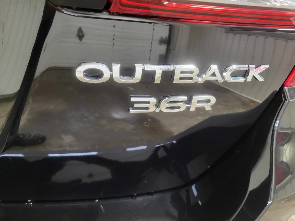 2016  Outback 3.6R w/Limited & Tech Pkg in Bécancour (Gentilly Sector), Quebec - 9 - w1024h768px