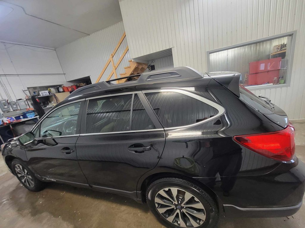 2016  Outback 3.6R w/Limited & Tech Pkg in Bécancour (Gentilly Sector), Quebec - 6 - w1024h768px