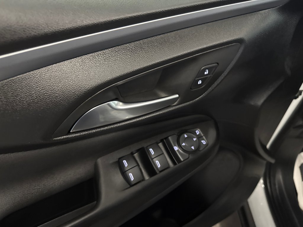 Buick Envista Preferred 2024 à Saint-Jean-Sur-Richelieu, Québec - 11 - w1024h768px