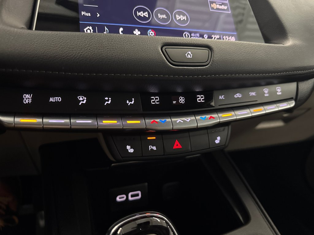 Cadillac XT4 AWD Luxury 2023 à Saint-Jean-Sur-Richelieu, Québec - 15 - w1024h768px
