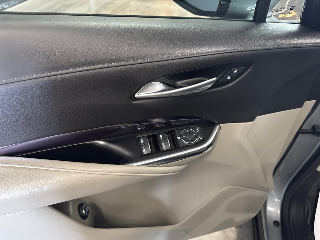 Cadillac XT4 AWD Luxury 2023 à Saint-Jean-Sur-Richelieu, Québec - 10 - w1024h768px