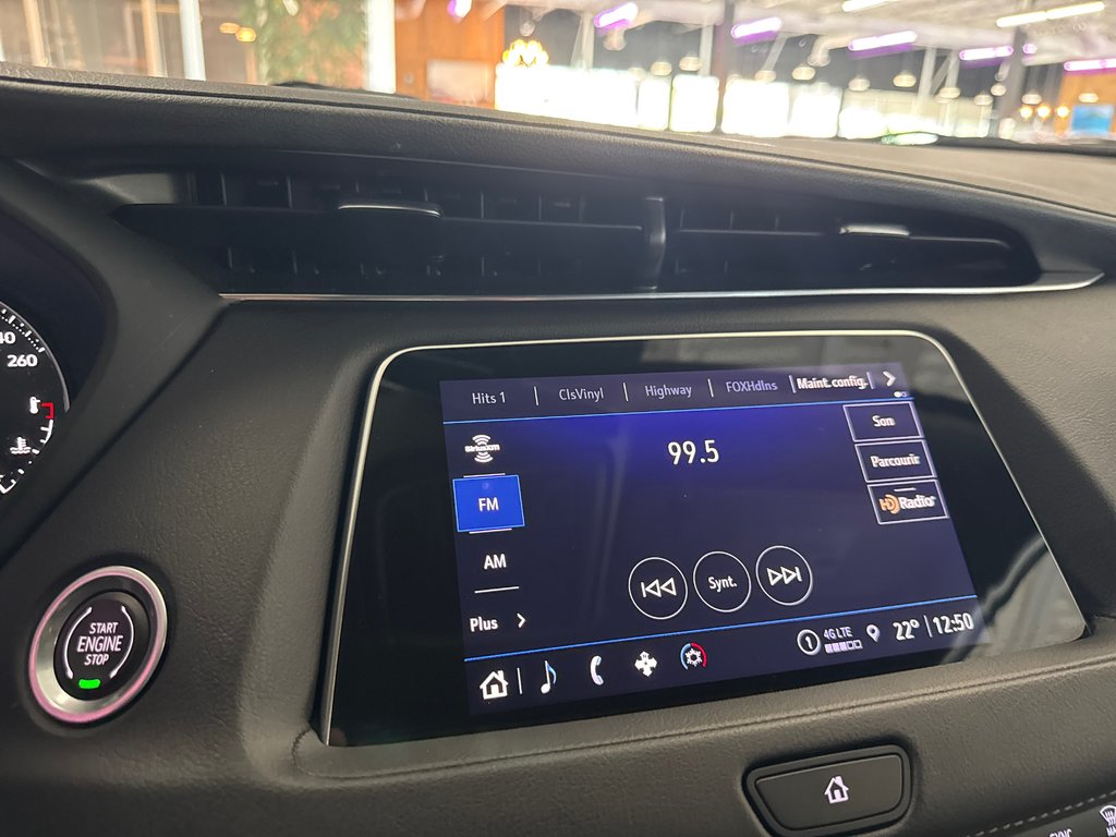 Cadillac XT4 AWD Luxury 2023 à Saint-Jean-Sur-Richelieu, Québec - 14 - w1024h768px