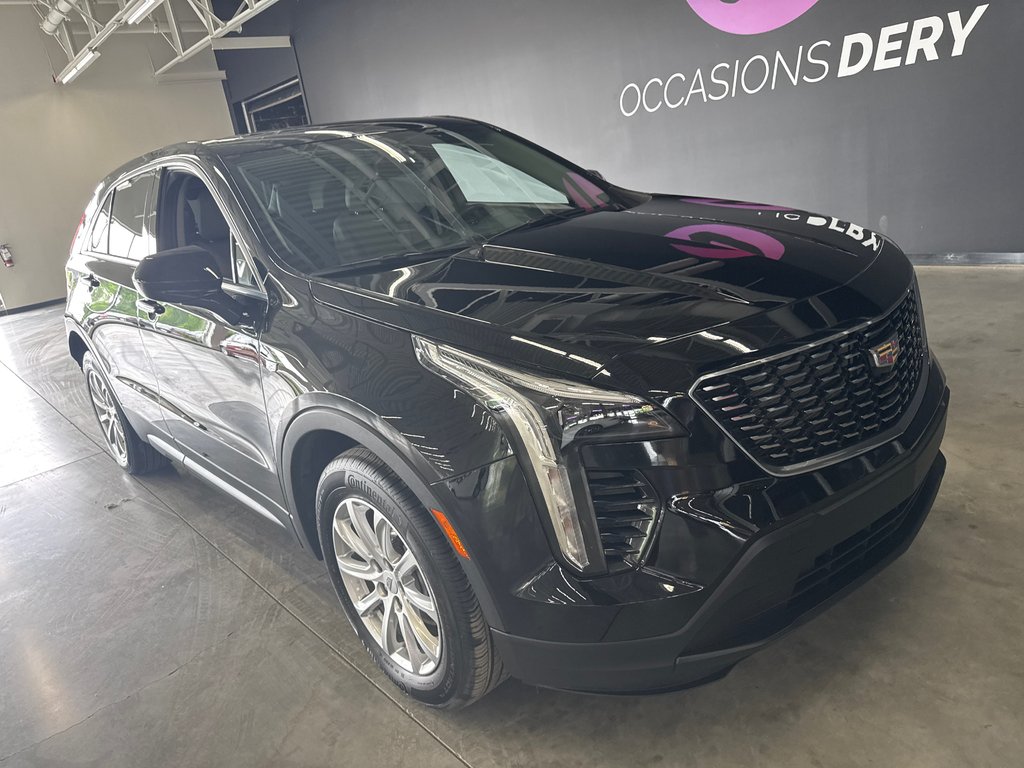 2023 Cadillac XT4 AWD Luxury in Saint-Jean-Sur-Richelieu, Quebec - 2 - w1024h768px