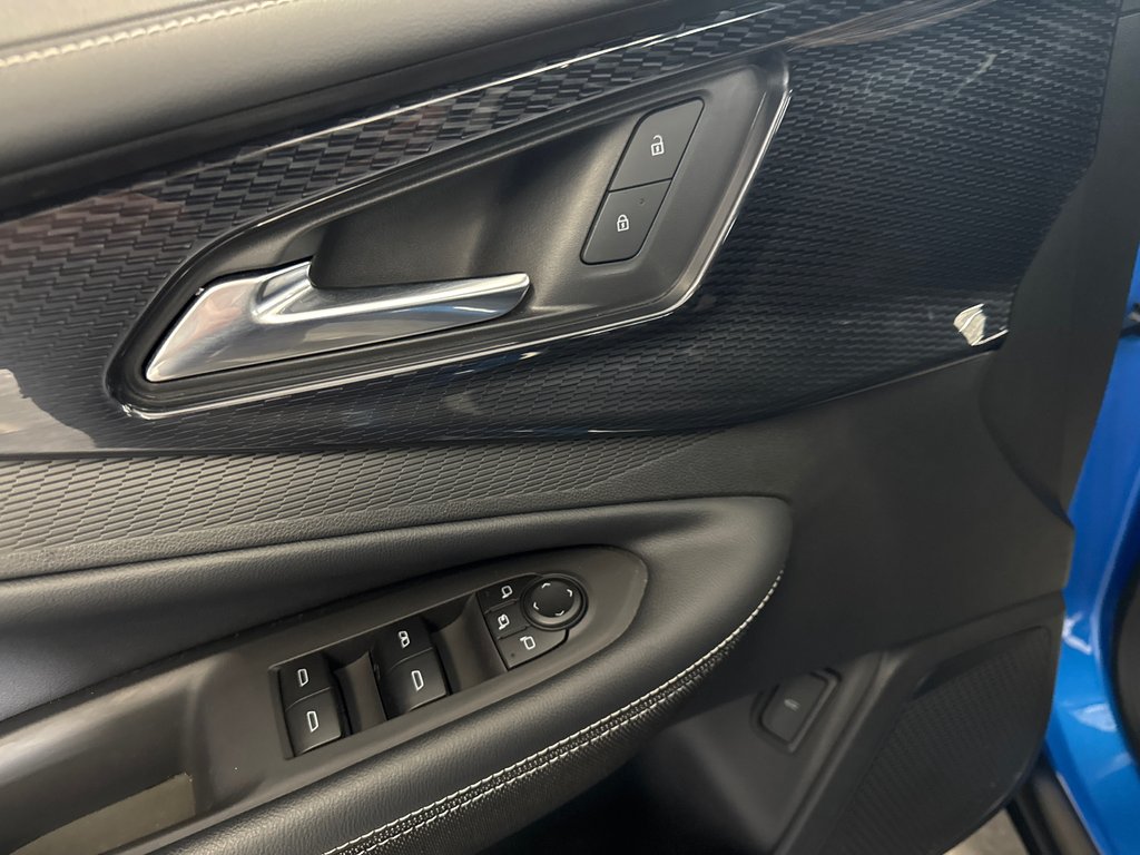 Chevrolet Blazer EV eAWD 2LT 2024 à Saint-Jean-Sur-Richelieu, Québec - 11 - w1024h768px