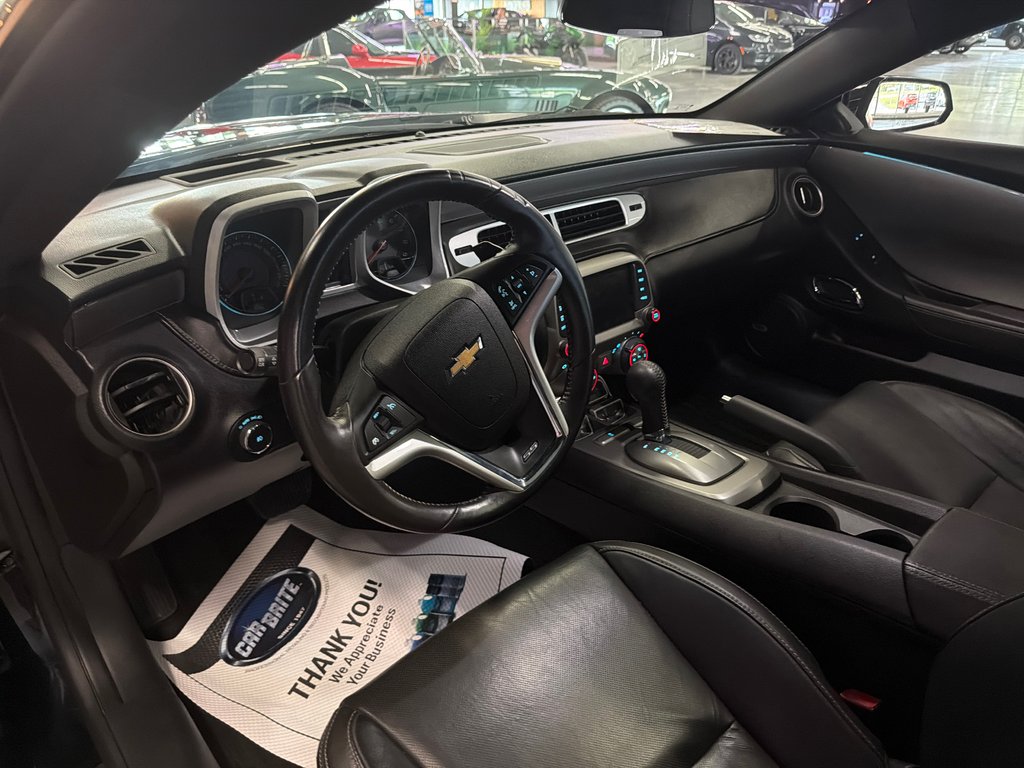 Chevrolet Camaro 2SS 2015 à Saint-Jean-Sur-Richelieu, Québec - 10 - w1024h768px