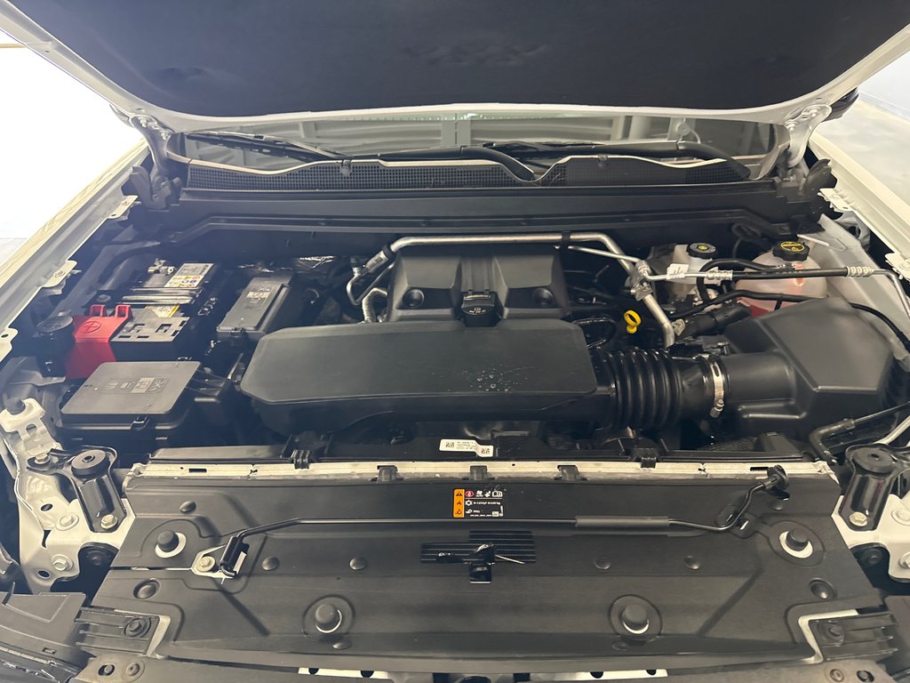 2024 Chevrolet Colorado 4WD Z71 in Saint-Jean-Sur-Richelieu, Quebec - 29 - w1024h768px