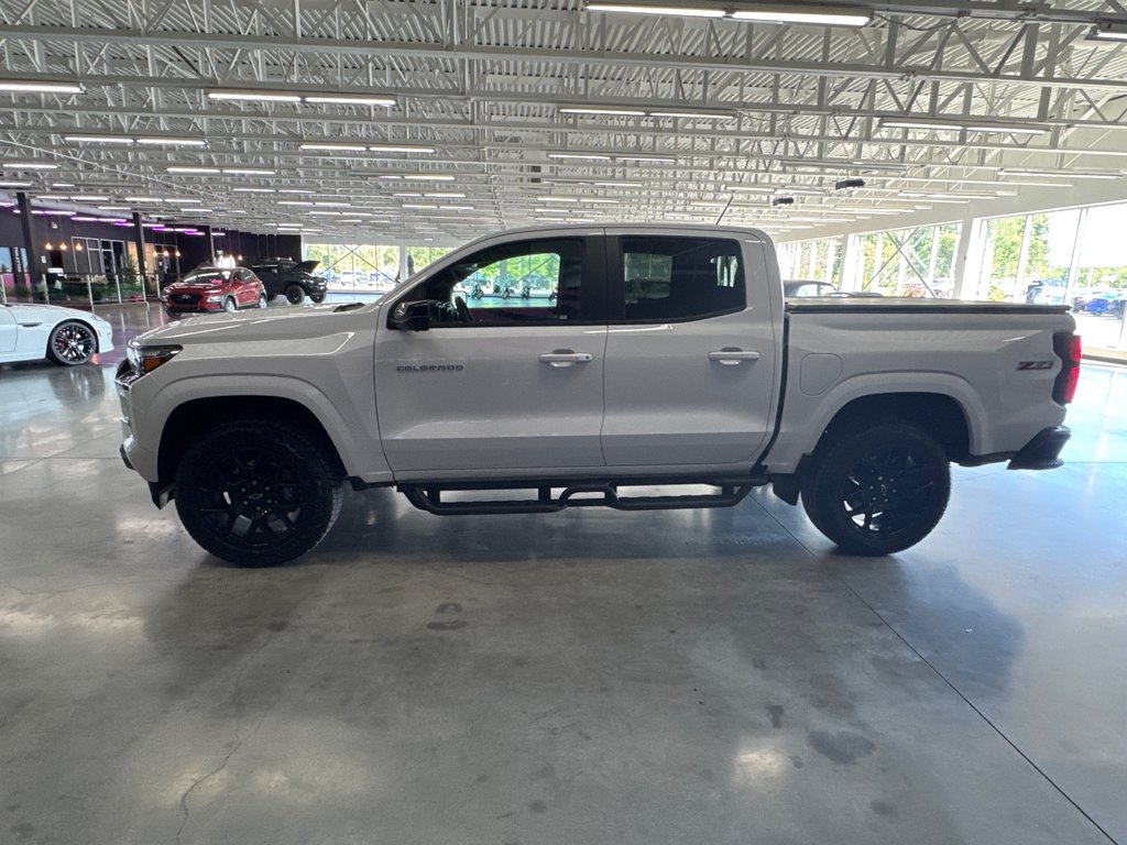 2024 Chevrolet Colorado 4WD Z71 in Saint-Jean-Sur-Richelieu, Quebec - 6 - w1024h768px