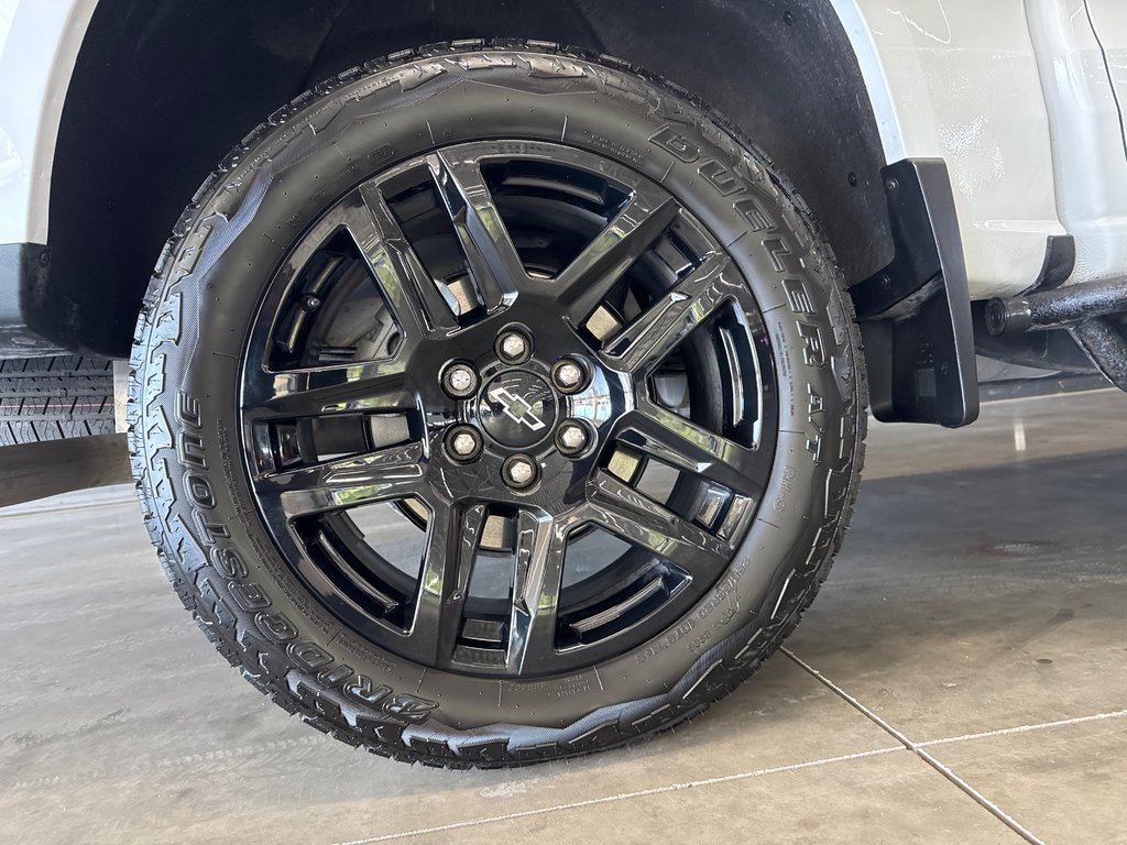 2024 Chevrolet Colorado 4WD Z71 in Saint-Jean-Sur-Richelieu, Quebec - 13 - w1024h768px