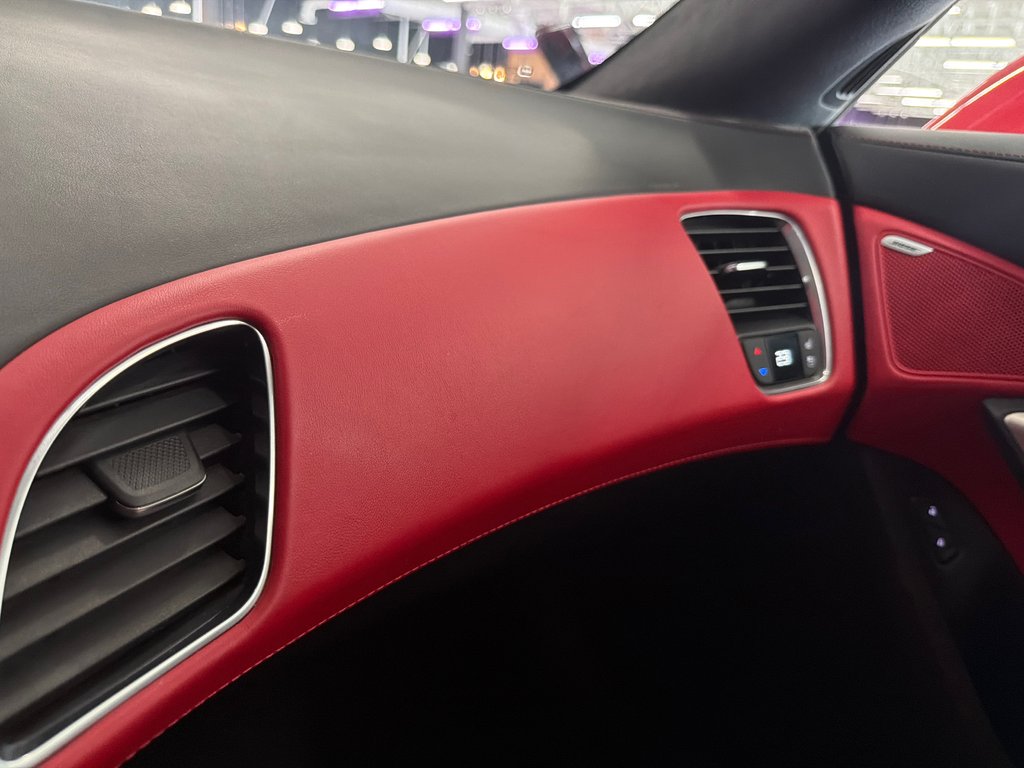 2014 Chevrolet Corvette Stingray Z51 3LT in Saint-Jean-Sur-Richelieu, Quebec - 23 - w1024h768px