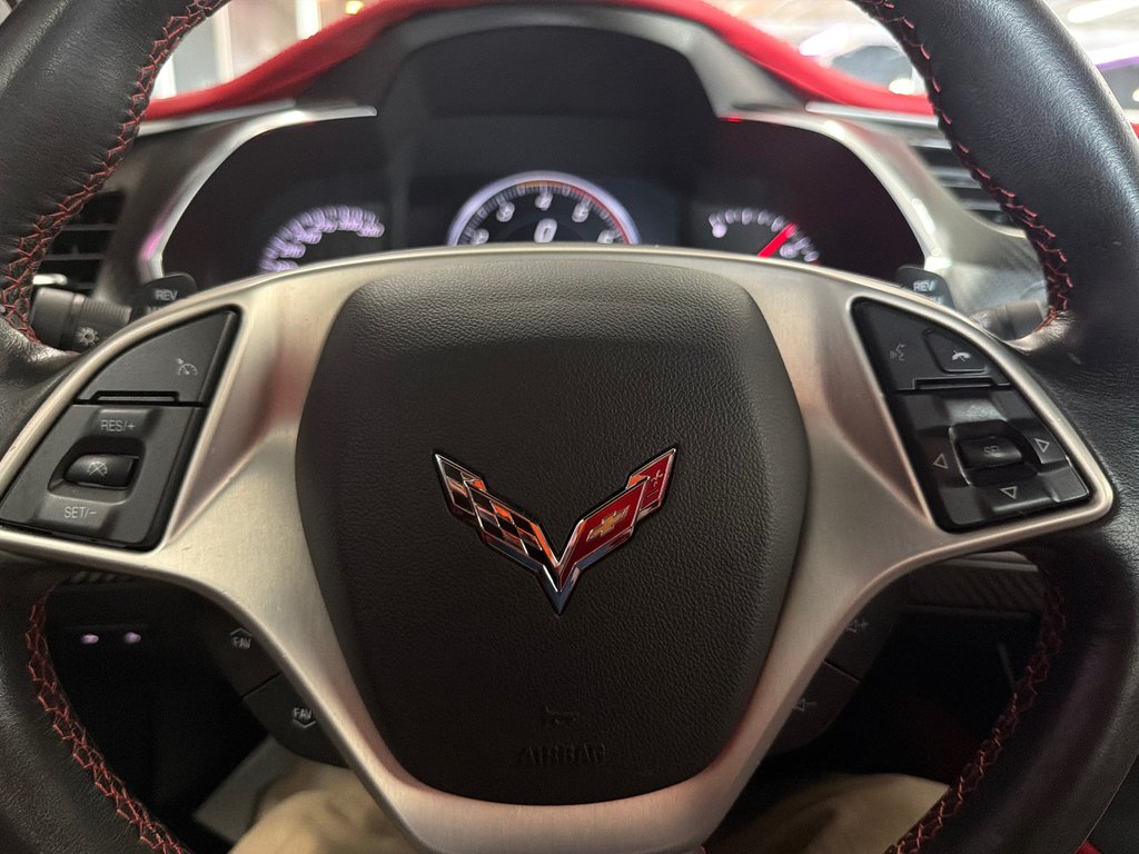 2014 Chevrolet Corvette Stingray Z51 3LT in Saint-Jean-Sur-Richelieu, Quebec - 17 - w1024h768px