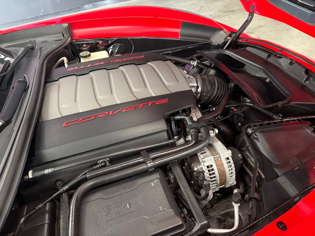 2014 Chevrolet Corvette Stingray Z51 3LT in Saint-Jean-Sur-Richelieu, Quebec - 10 - w1024h768px
