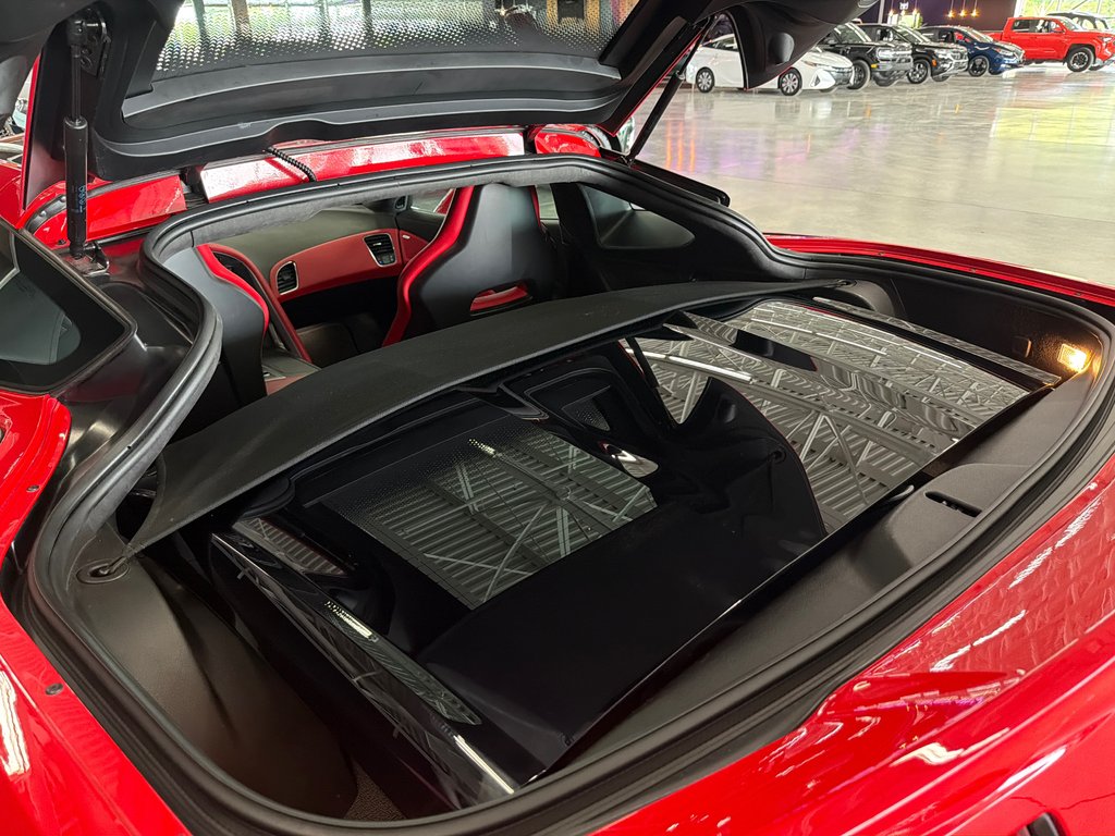 2014 Chevrolet Corvette Stingray Z51 3LT in Saint-Jean-Sur-Richelieu, Quebec - 9 - w1024h768px