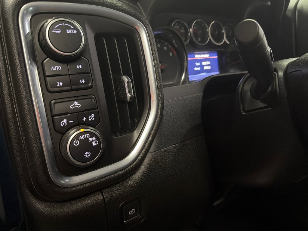 Chevrolet Silverado 1500 LT 2020 à Saint-Jean-Sur-Richelieu, Québec - 15 - w1024h768px