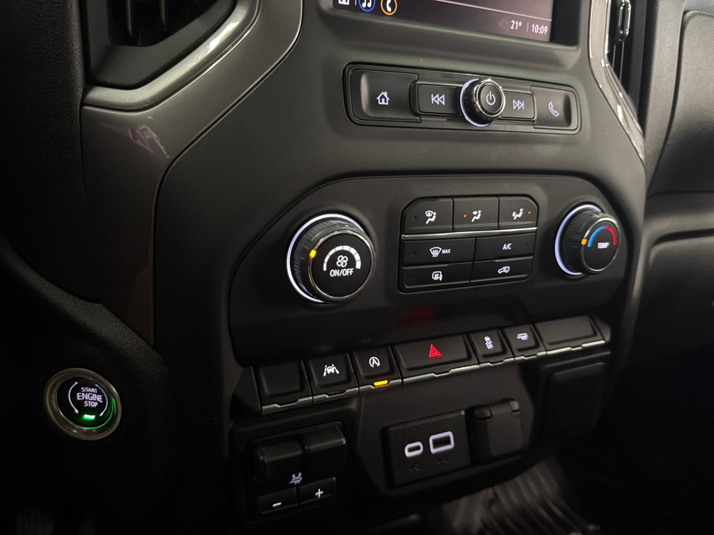 2023 Chevrolet Silverado 1500 Work Truck in Saint-Jean-Sur-Richelieu, Quebec - 18 - w1024h768px