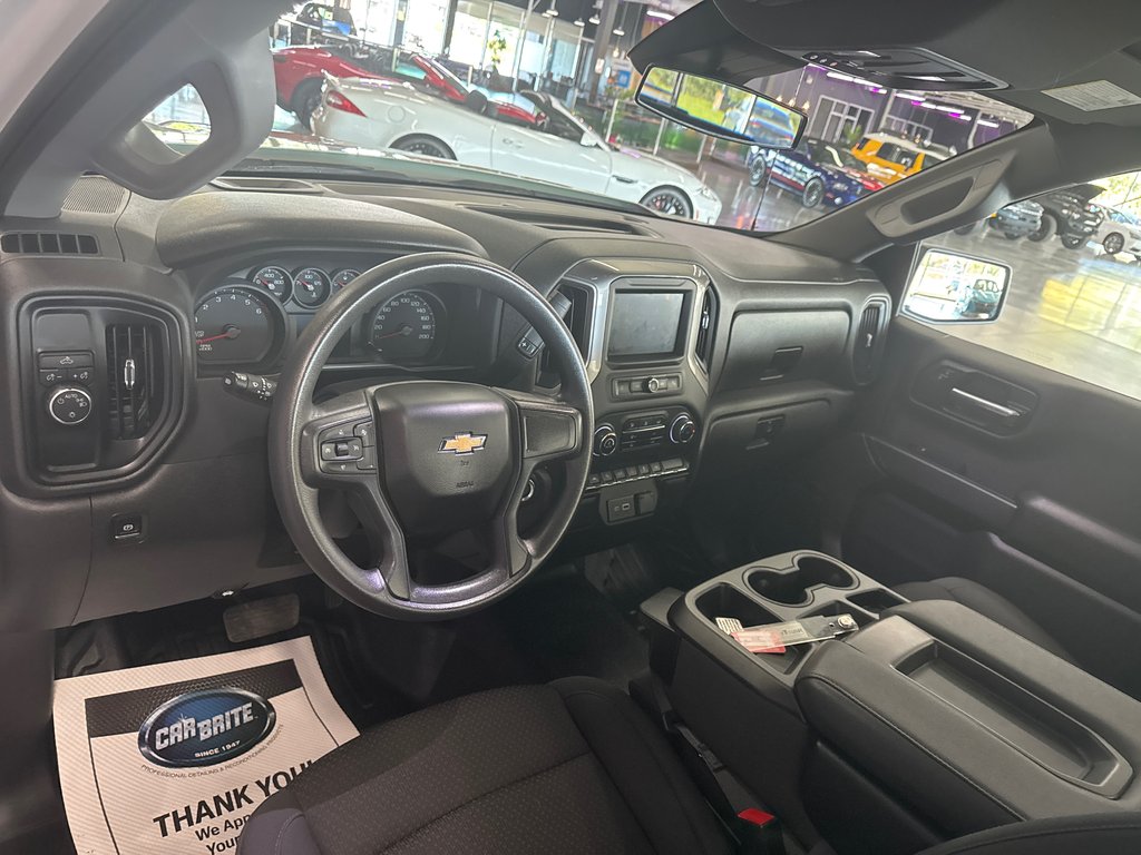 2024 Chevrolet Silverado 1500 Work Truck in Saint-Jean-Sur-Richelieu, Quebec - 9 - w1024h768px
