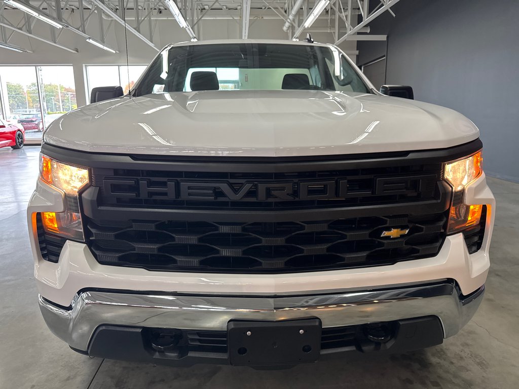 Chevrolet Silverado 1500 Work Truck 2024 à Saint-Jean-Sur-Richelieu, Québec - 3 - w1024h768px