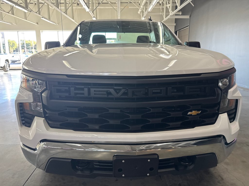 2024 Chevrolet Silverado 1500 Work Truck in Saint-Jean-Sur-Richelieu, Quebec - 3 - w1024h768px