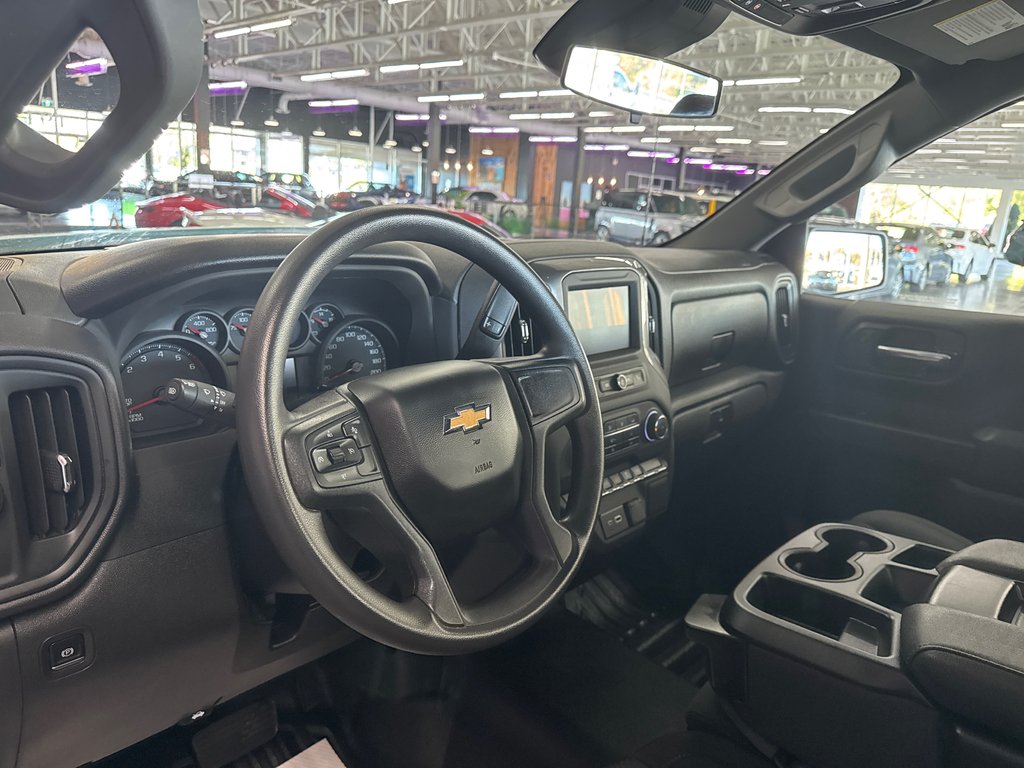 2024 Chevrolet Silverado 1500 Work Truck in Saint-Jean-Sur-Richelieu, Quebec - 11 - w1024h768px