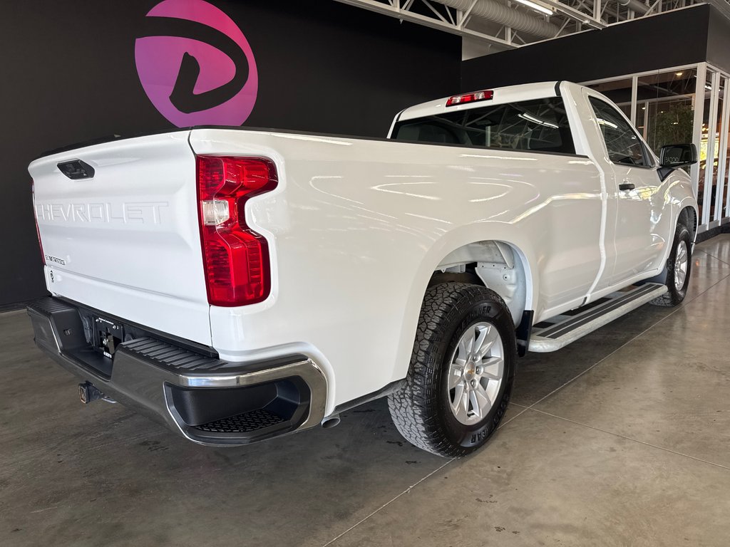 2024 Chevrolet Silverado 1500 Work Truck in Saint-Jean-Sur-Richelieu, Quebec - 5 - w1024h768px
