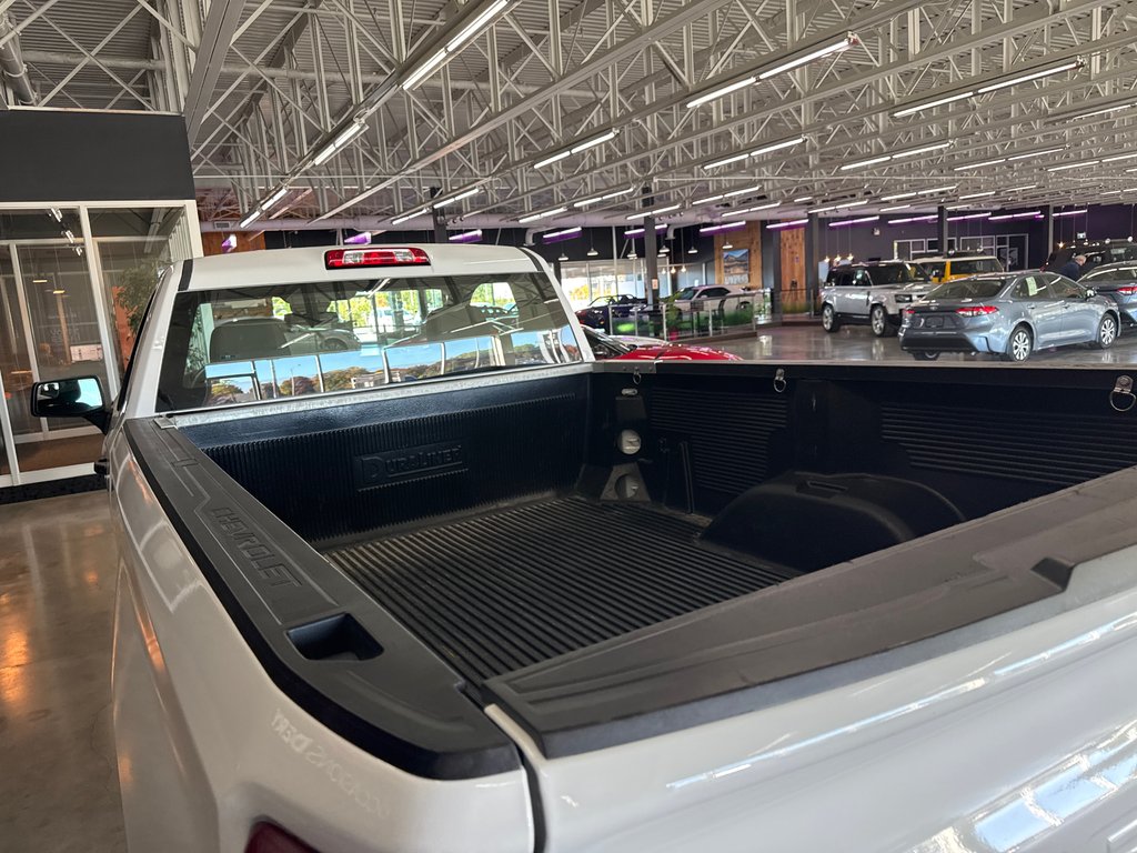 2024 Chevrolet Silverado 1500 Work Truck in Saint-Jean-Sur-Richelieu, Quebec - 8 - w1024h768px