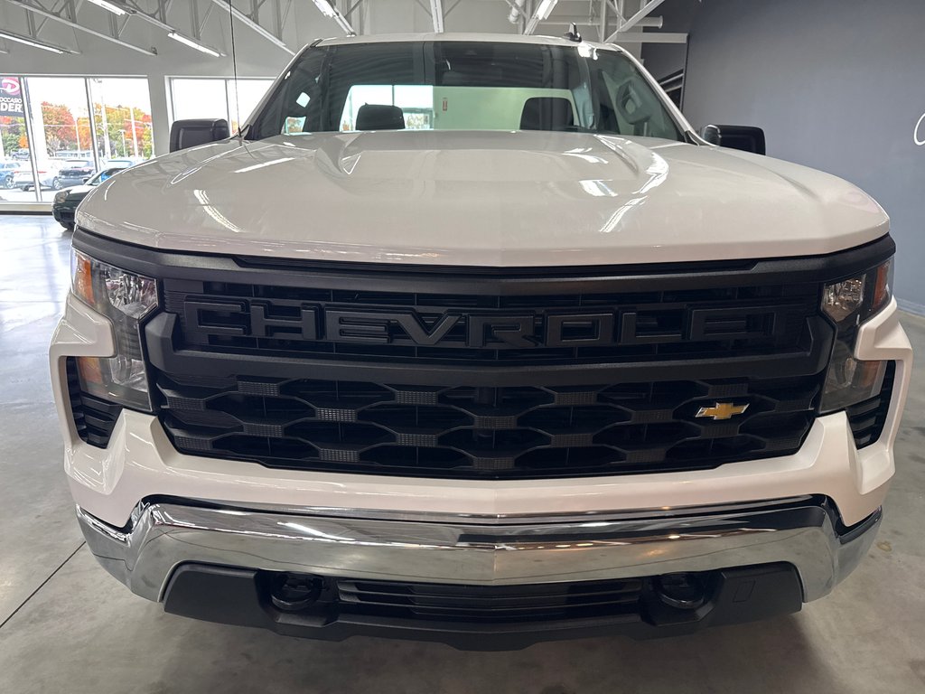 Chevrolet Silverado 1500 Work Truck 2024 à Saint-Jean-Sur-Richelieu, Québec - 3 - w1024h768px