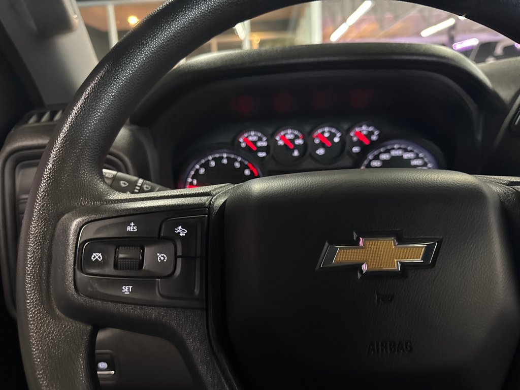2024 Chevrolet Silverado 1500 Work Truck in Saint-Jean-Sur-Richelieu, Quebec - 16 - w1024h768px