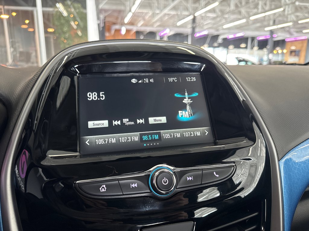 Chevrolet Spark LT 2018 à Saint-Jean-Sur-Richelieu, Québec - 16 - w1024h768px