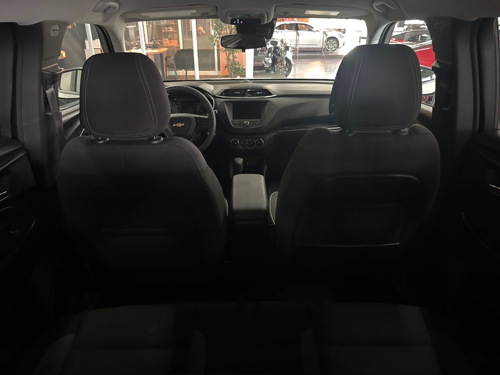2023 Chevrolet Trailblazer LT in Saint-Jean-Sur-Richelieu, Quebec - 12 - w1024h768px