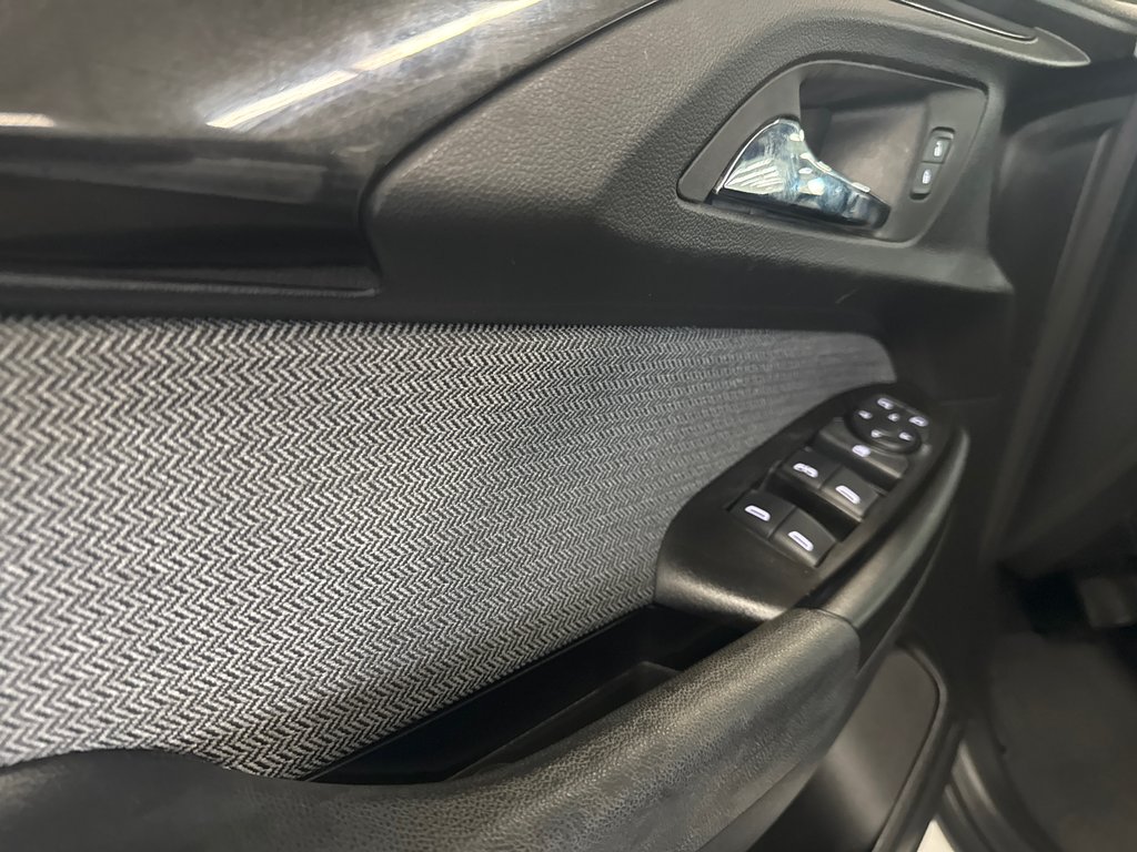 2023 Chevrolet Trailblazer LT in Saint-Jean-Sur-Richelieu, Quebec - 18 - w1024h768px