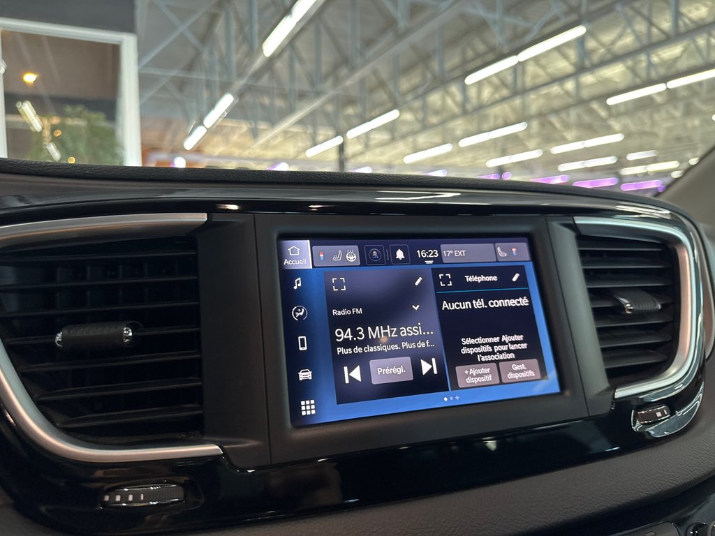 2024 Chrysler Grand Caravan SXT in Saint-Jean-Sur-Richelieu, Quebec - 19 - w1024h768px