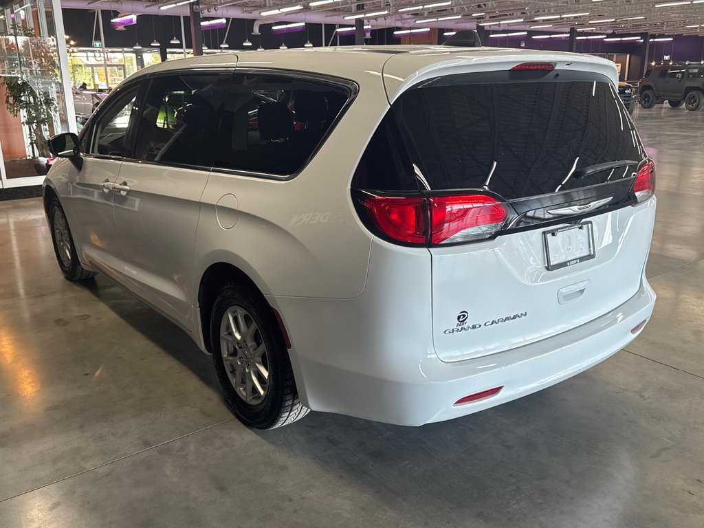 Chrysler Grand Caravan SXT 2024 à Saint-Jean-Sur-Richelieu, Québec - 8 - w1024h768px
