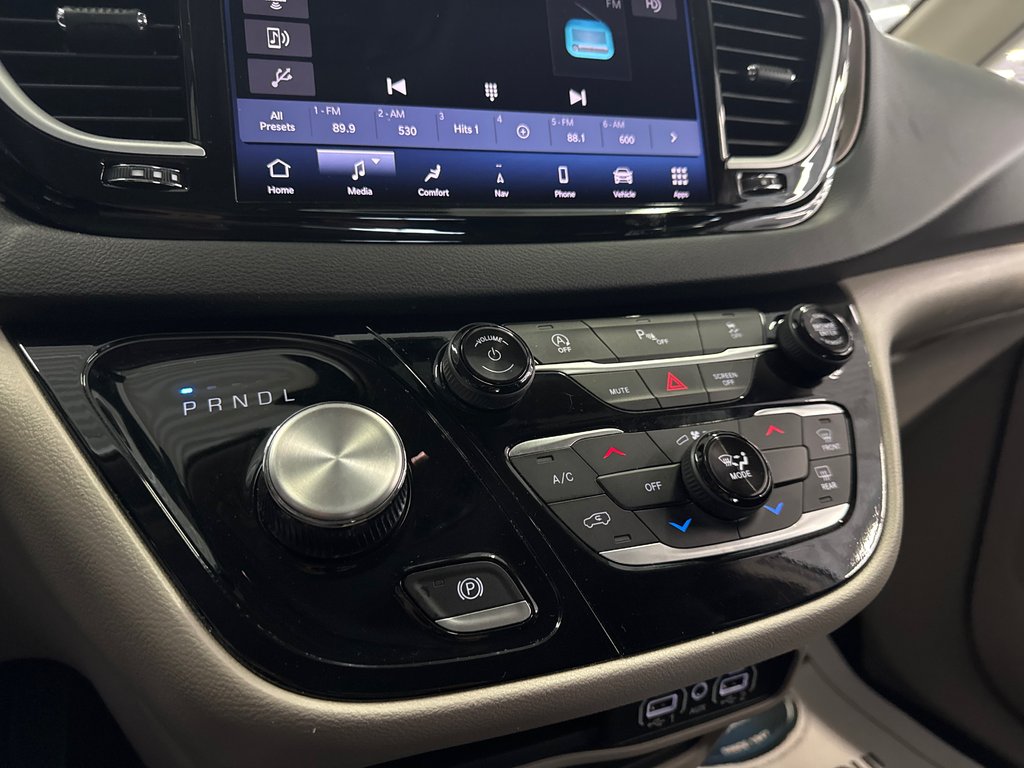 2024 Chrysler Grand Caravan SXT in Saint-Jean-Sur-Richelieu, Quebec - 18 - w1024h768px