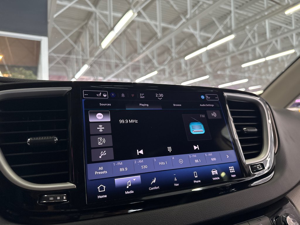 2024 Chrysler Grand Caravan SXT in Saint-Jean-Sur-Richelieu, Quebec - 16 - w1024h768px