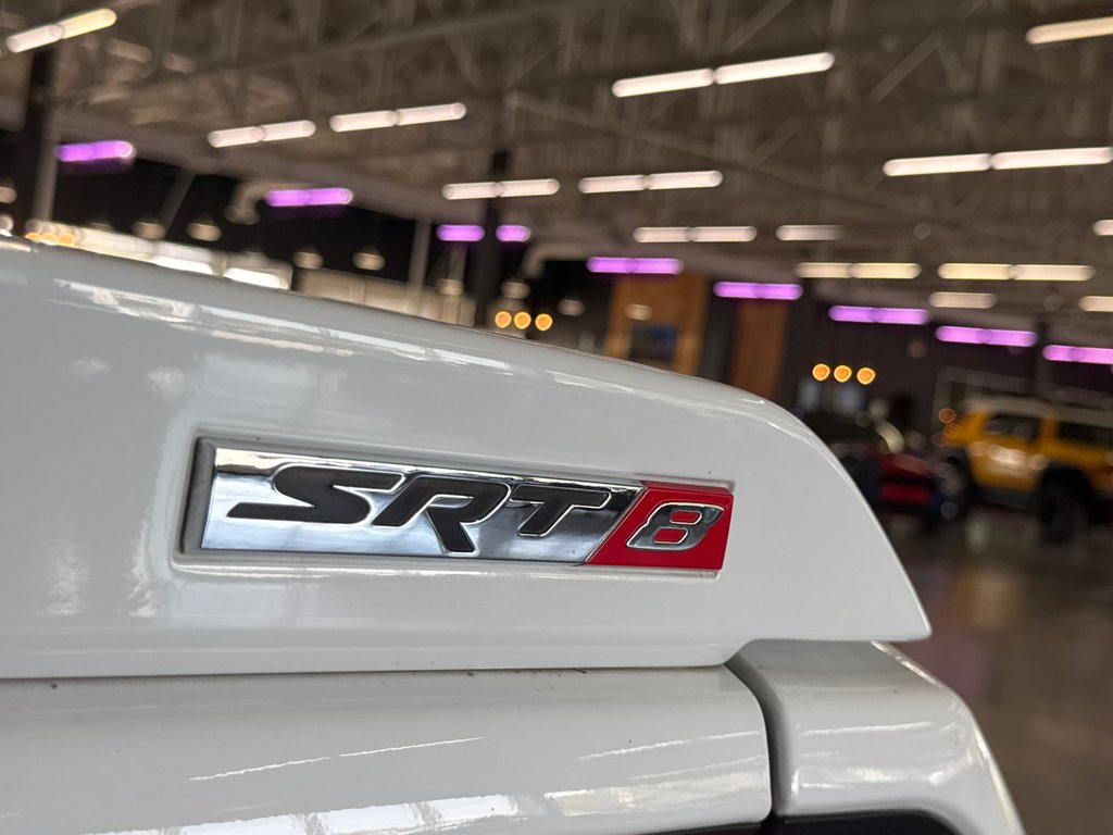 2011 Dodge Challenger SRT8 INAUGURAL EDITION in Saint-Jean-Sur-Richelieu, Quebec - 7 - w1024h768px