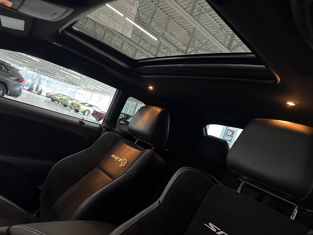 Dodge Challenger SRT Hellcat 2022 à Saint-Jean-Sur-Richelieu, Québec - 11 - w1024h768px